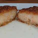 西山商店 - エビカツ断面