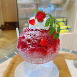 パティスリーカラク - 苺と薔薇