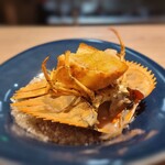 ラヴァンドール - 団扇海老の味噌とコンテチーズのブルスケッタ