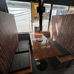 A5仙台牛焼肉 肉豊作 - テーブル席