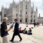 The Dome Milano - 待ち合わせの店は、ドゥオーモ広場に面した IL CAMPARINO TORNA IN GALLERIA 臨時休業だった ?