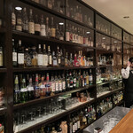 ねも - 上段から高いウイスキー