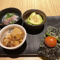 厳選焼鳥 一石三鳥 本店 - 