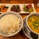中国料理 堀内 - ライス、スープ、小皿３種　2022.04