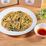 韓国酒場 チェゴダ 柏西口店 - ニラチヂミ