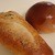 小麦っ子 - 料理写真:ぶどうパン（左）と黒糖パン（右）