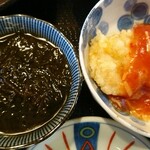 尾州 - もずく酢と魚？のチリソース