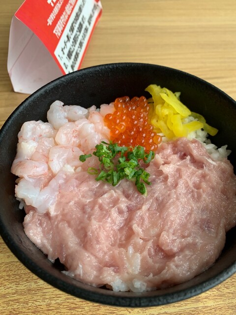 中島魚市食堂 - 東室蘭（海鮮）の写真