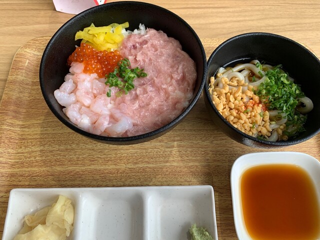 中島魚市食堂 - 東室蘭（海鮮）の写真