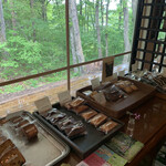 Patisserie Kuronekoken - 구운 과자 코너, 손님 선물로도 좋습니다