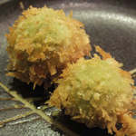 大阪串かつ　テンテコマイ - 【春の季節串】「ふきのとう」：サクッ！　フワッ♪
      冬の眠りから目覚めたての凝縮した香り！
      