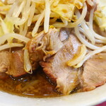 ラーメン二郎 - この日の豚