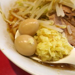 ラーメン二郎 - ショウガ半分
