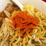 ラーメン二郎 - 一味投下～♪