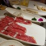 海底撈火鍋 - こちらはラム肉、魚肉団子など