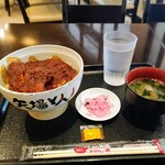 スイングコート - みそカツ丼1200円