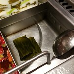 海底撈火鍋 - 昆布スープ(こちらは無料)