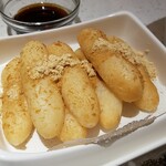 海底撈火鍋 - 手づくり揚げ餅のアップ