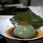 Washokudou Sai - ◆ヨモギ豆腐・・滑らかな食感で、ヨモギの風味もよく美味しい。