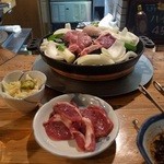 だるま - 肉三皿食べました