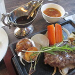 炭焼ハンバーグの店あらかると - 