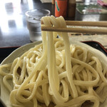 藤店うどん - この歯応えや食感が堪りません。