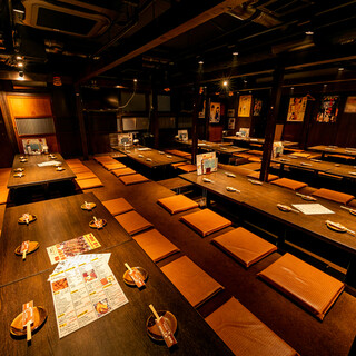 Approximately 200 seats in total ◎ Counters, tatami rooms, and private rooms are also available.