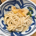 本格手打ちうどん まごころ - 温玉ぶっかけ