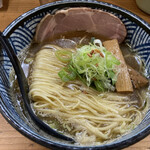 極麺 青二犀 - 限定麺 にぼしょうゆらーめん850円