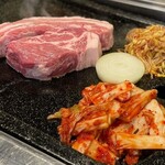韓国焼肉専門店 ヤキバンザイ - 厚切りサムギョプサルとモクサル♪