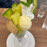 フルーツショップセリーヌ - 