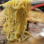 Menyadining chuukasoba naoya - 麺はリフト