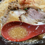 Menyadining chuukasoba naoya - スープ