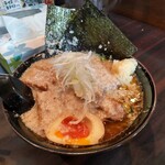 環七ラーメン 周麺 - 続けて味噌ラーメン（無料鬼アブラ）＋ニンニグトッピング