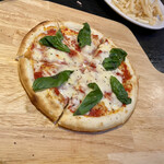 鯨屋 - マルゲリータ@590円(税抜)