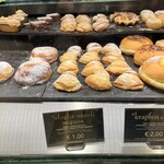 Vyta Santa Margherita - スフォッリャテッラ (sfogliatella) は、1€/個