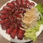 タンドール料理ひつじや - 羊肉の薄切りレアステーキ