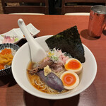 酒肴場 屯 - 【限定】冷しらぁ麺（真昆布水×烏賊干し）¥1000