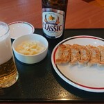 みよしの - ビールセット ¥690サッポロクラシック瓶&餃子6個