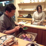 日本料理 たかむら - 伊勢海老とイチボを目の前で焼いてもらってます!!