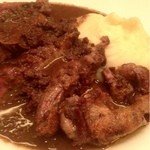 フランス産仔鳩のロースト　その内臓のソースで