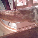 バー クラスター - ここからスライスしてサーブしてくれます。