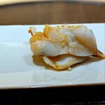 新ばし 星野 - 鳥貝の炭火焼き　山椒醤油。ひたすらヤバイ( ；∀；)　食感、山椒醤油の塩梅、神業です。炭火焼きの星野さんは神がかっていて、河豚も鴨も、鳥肌が立つ。