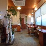 カフェテリア・ハーブ - 店内