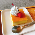 SHIZUKU CAFE - こってり濃厚プリン