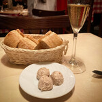 パリのワイン食堂 - 