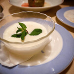 パリのワイン食堂 - 