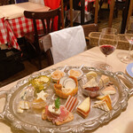 パリのワイン食堂 - 