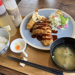 Owariya Cafe - MIXフライ定食