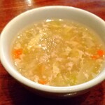 タイガー餃子軒 - スープ